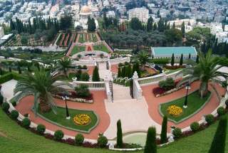 picture: Záhrady Bahaí v Haife